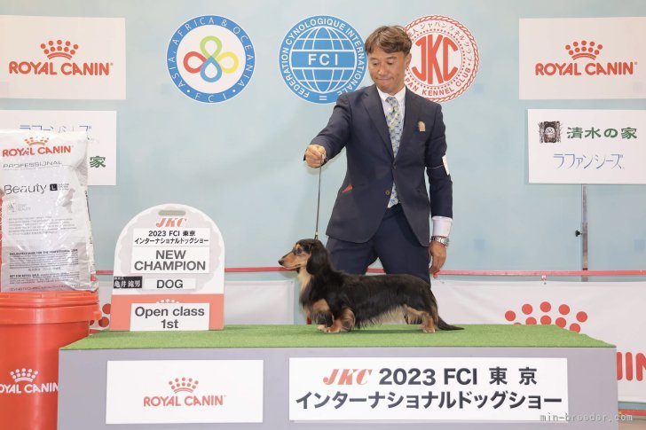 ストレートでチャンピオン完成
オーストラリアに続いて2カ国目のタイトル獲得です^_^