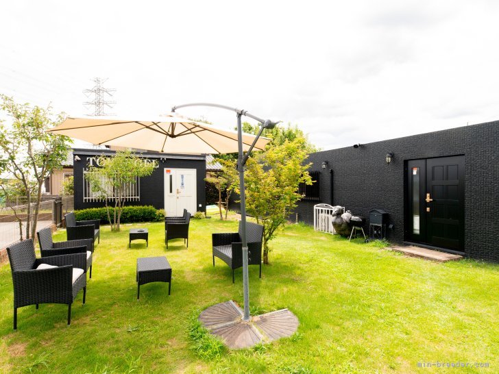 芝生ドックラン完備、トリミングメニューも充実♥｜戸田　峻敬(とだ　としゆき)ブリーダー(埼玉県・トイプードルなど・JKC登録)の紹介写真3